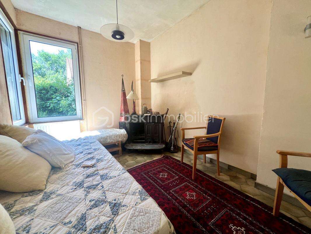 Maison à JANVILLE-SUR-JUINE