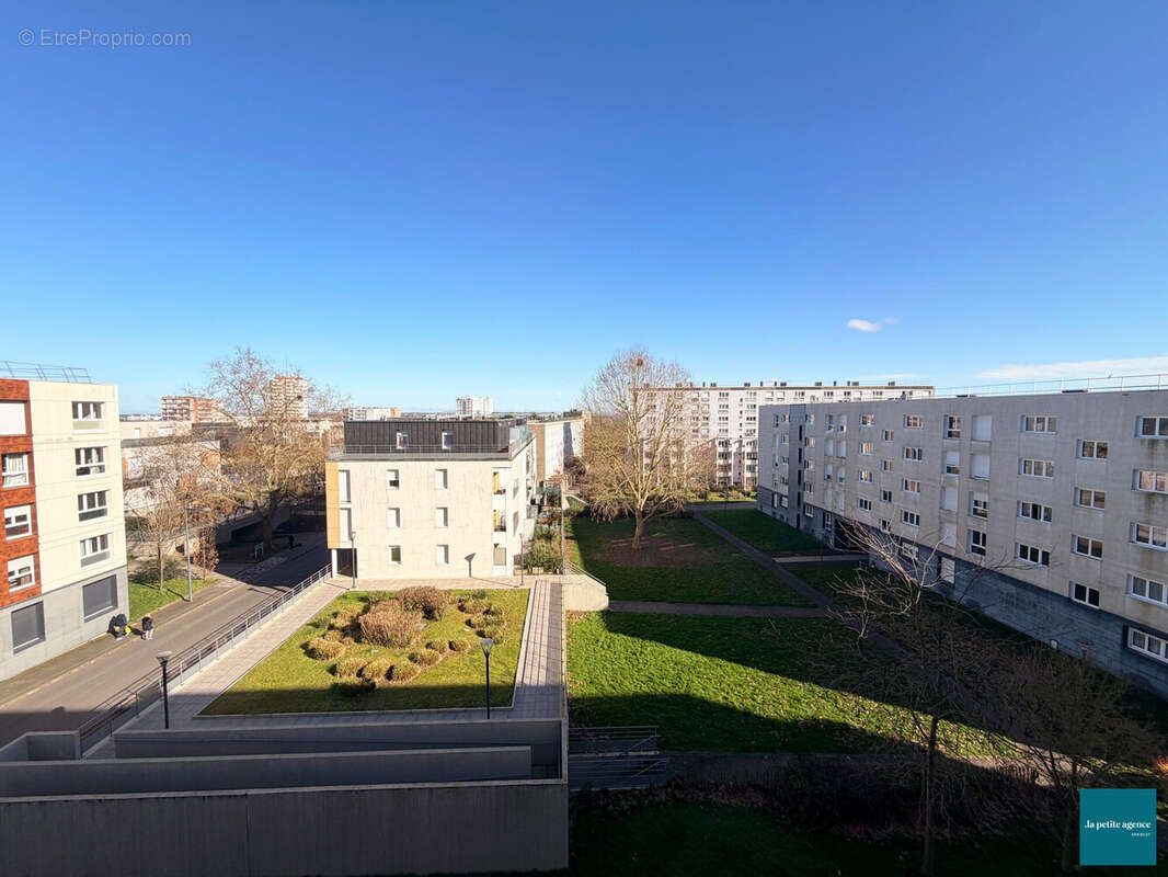 Appartement à HEROUVILLE-SAINT-CLAIR