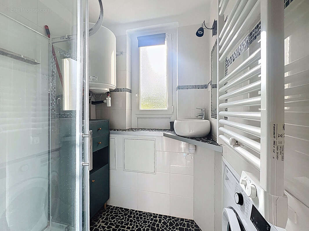 Appartement à SURESNES