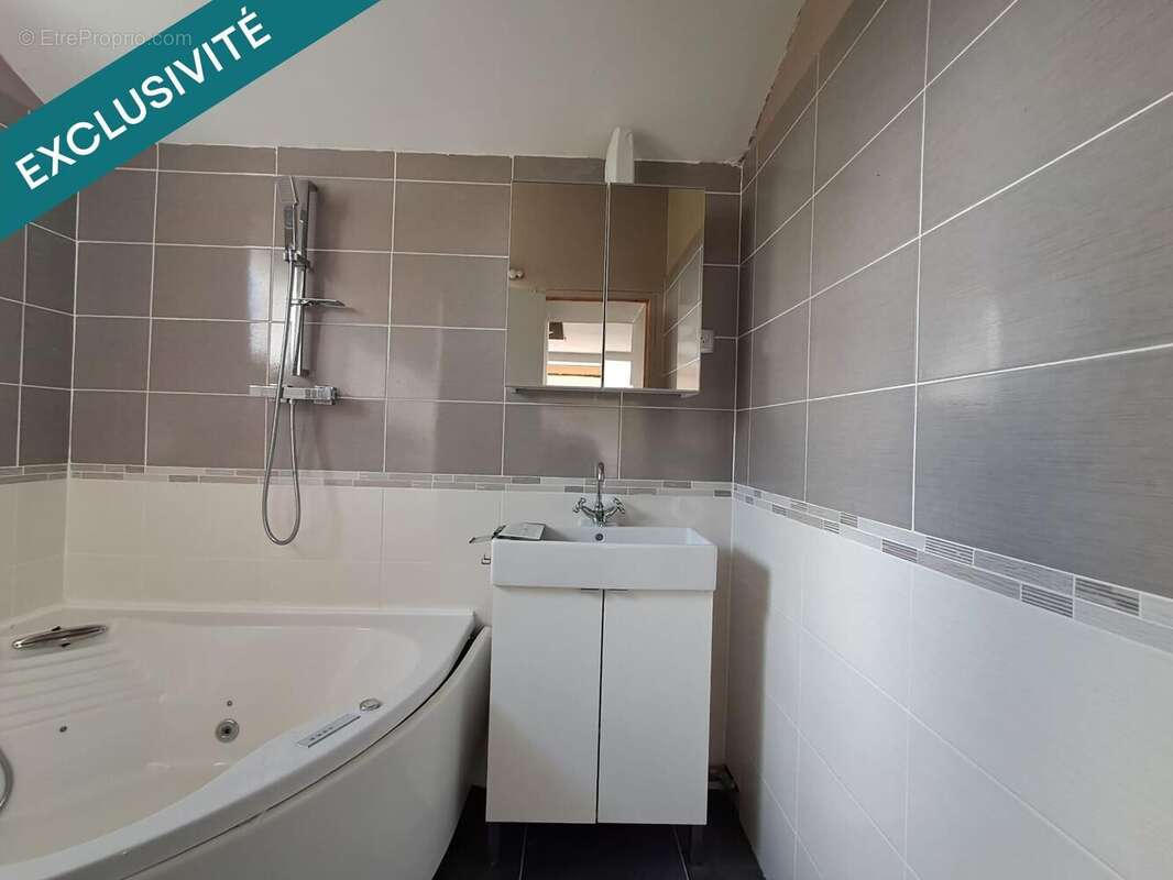 Photo 6 - Maison à CERCY-LA-TOUR