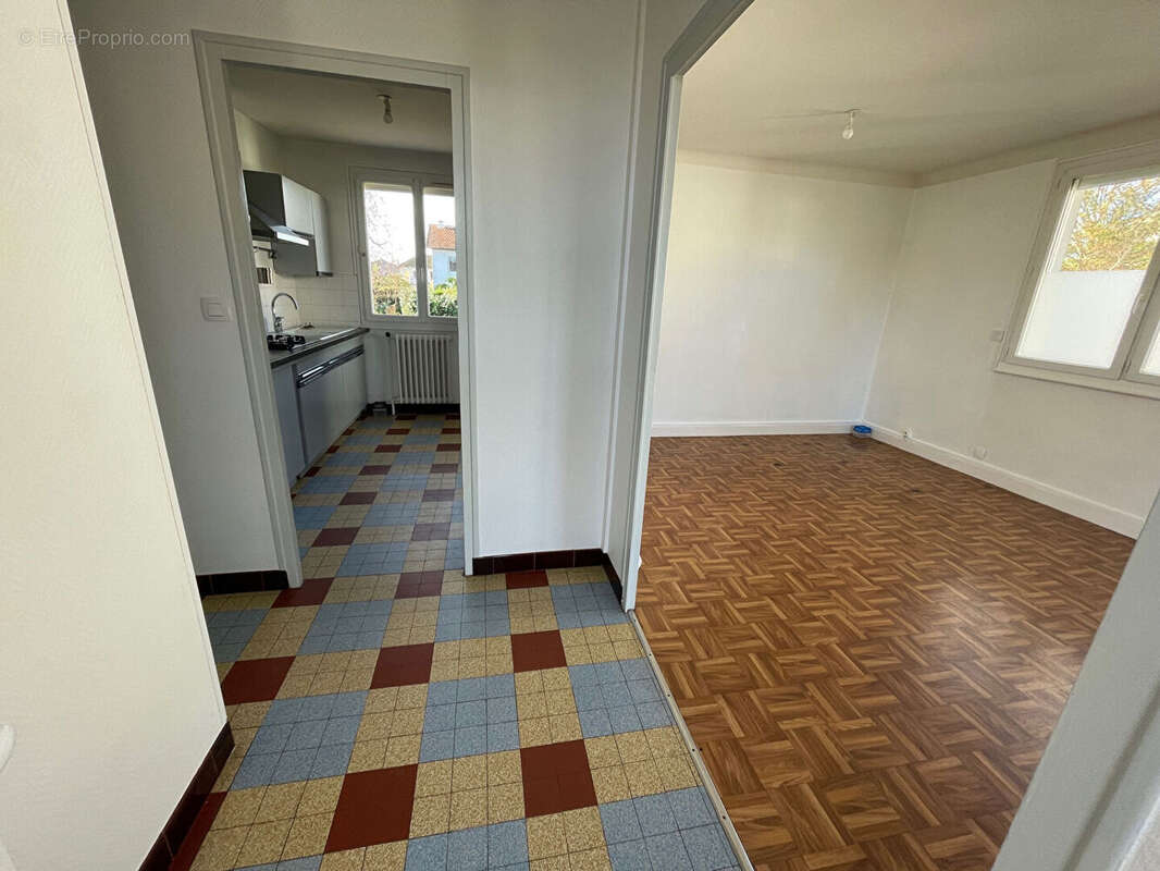 Maison à MIGNE-AUXANCES