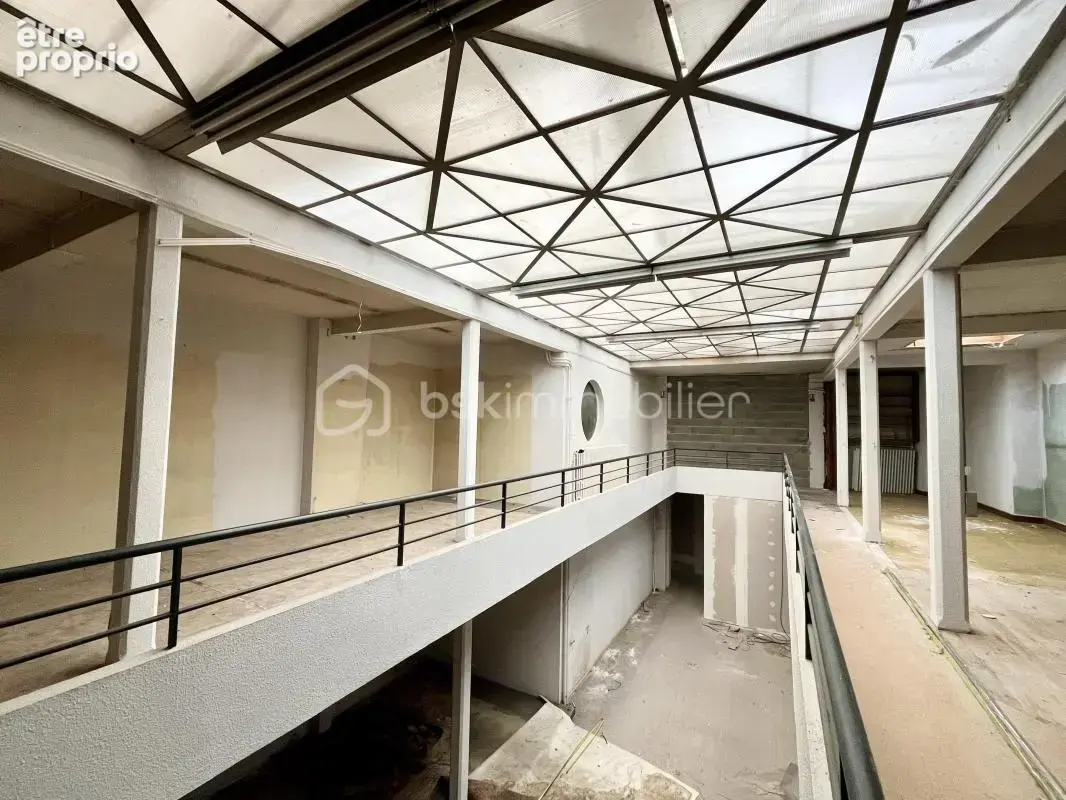 Immeuble à réhabiliter – Hyper centre Villefranche-sur-Saône – Fort potentiel investisseurs - photo 2