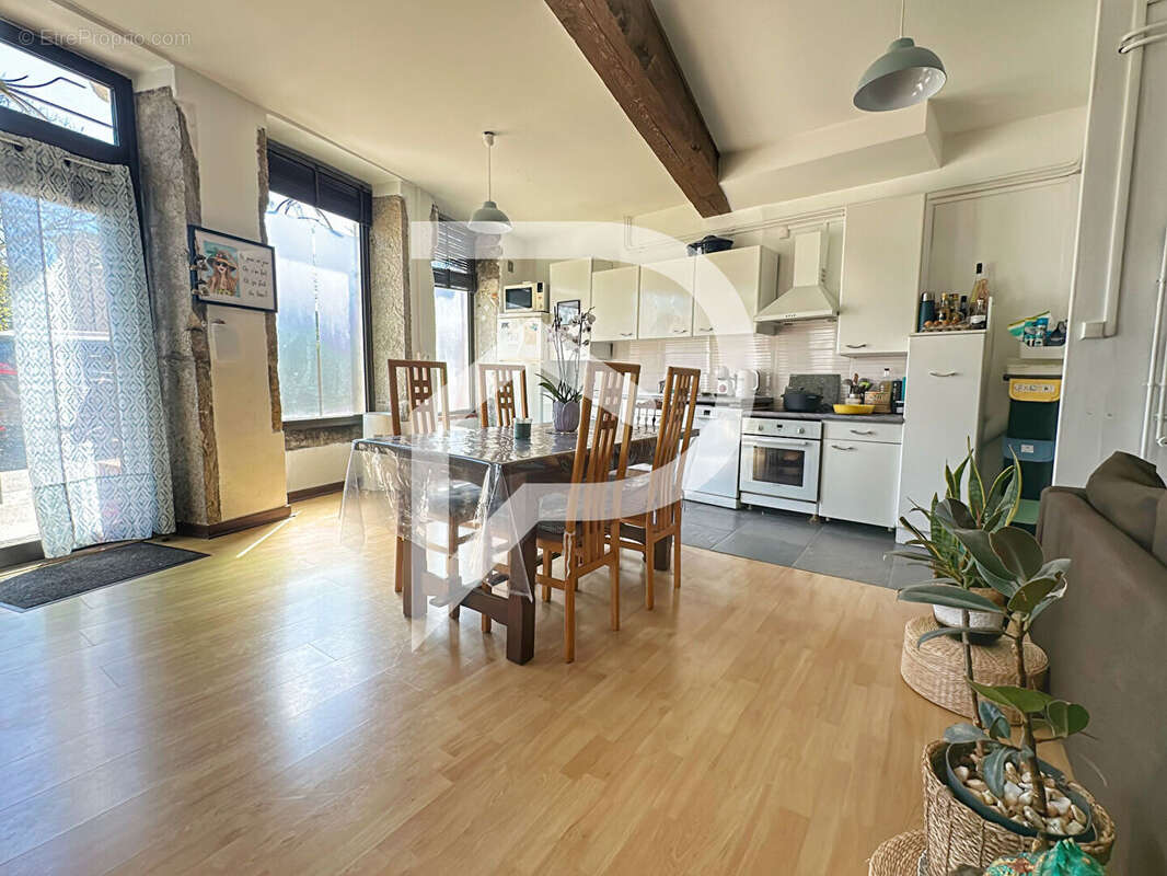 Appartement à MONTLUEL