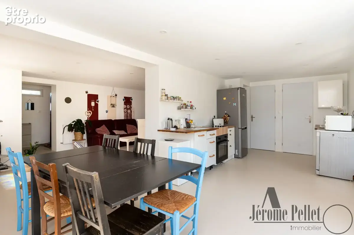 Appartement esprit maison entièrement rénové avec jardin exceptionnel de 400 m2 - Hauteurs de Chasse-Sur-Rhône - photo 8