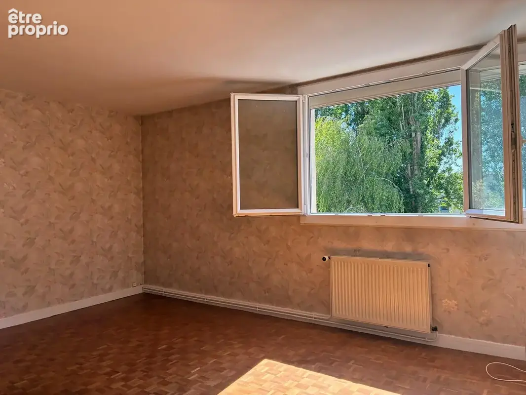 Appartement T3, proche centre-ville et commerces - photo 2