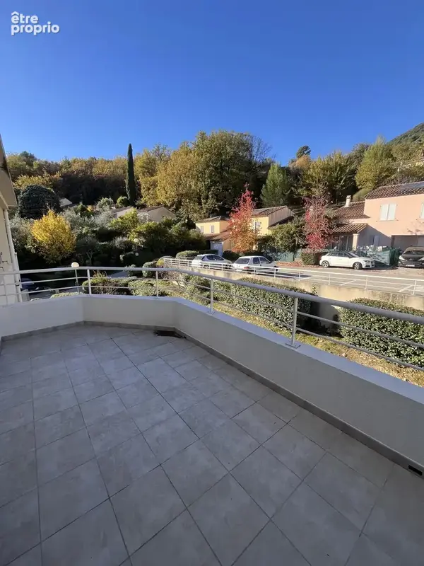 2 pieces avec terrasse et stationnement - photo 12