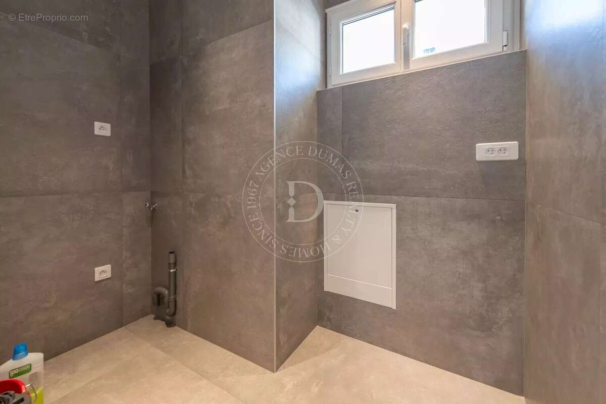 Appartement à BEAULIEU-SUR-MER