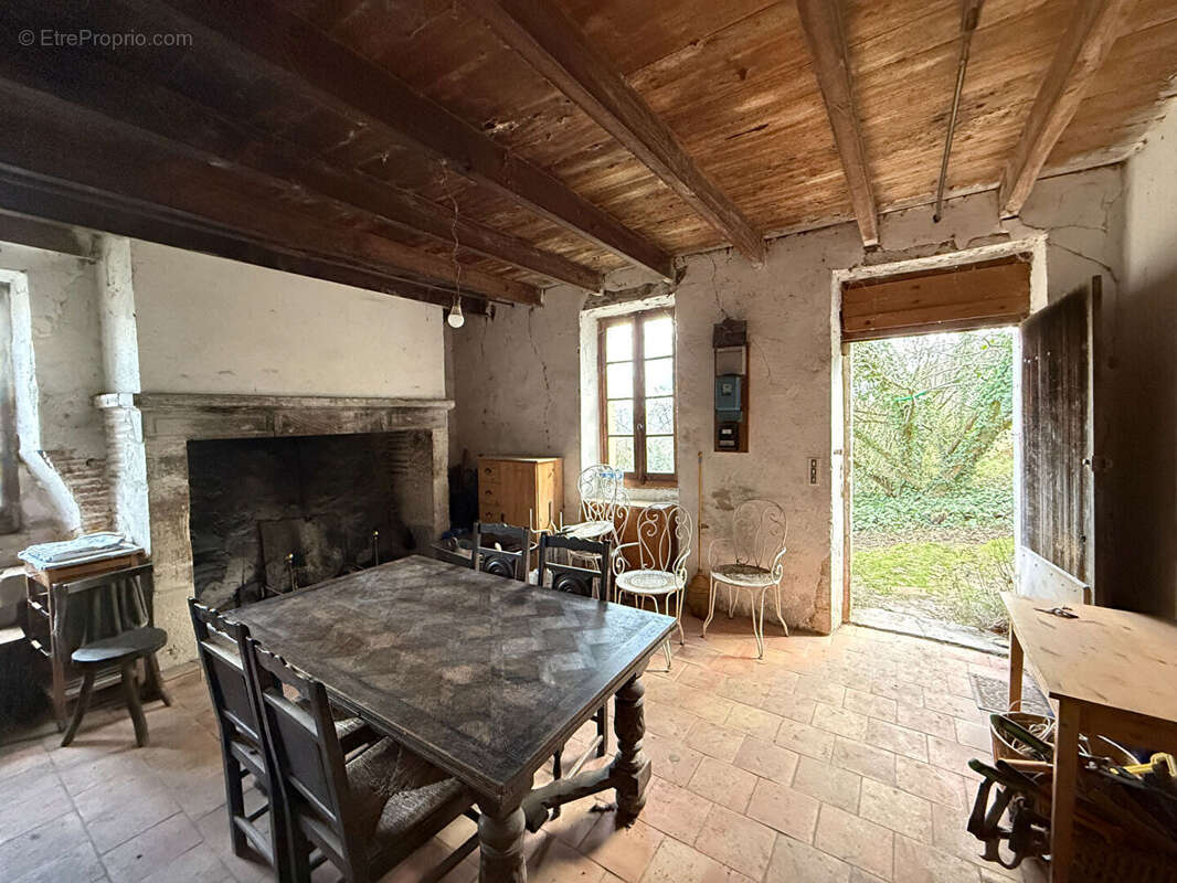 Maison en pierre à rénover - photo 14
