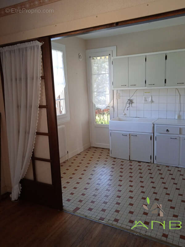 Maison à CHASSENEUIL-SUR-BONNIEURE