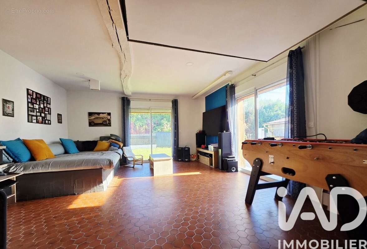 Photo 3 - Maison à IZON