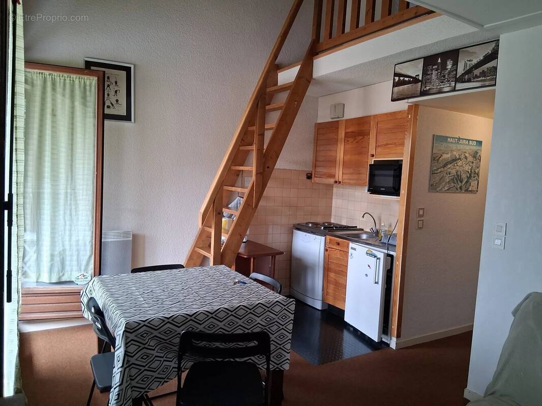 Appartement à LELEX