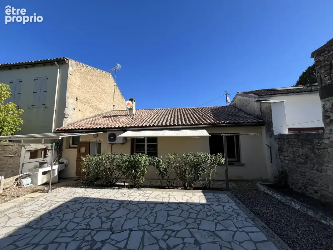 Entre LAREOLE ET LANGON- Maison de village de 83 M2 avec cour, garage attenant et petite dépendance - photo 21