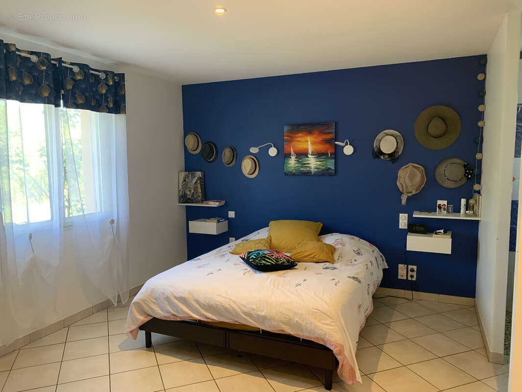 Maison à TERRASSON-LAVILLEDIEU