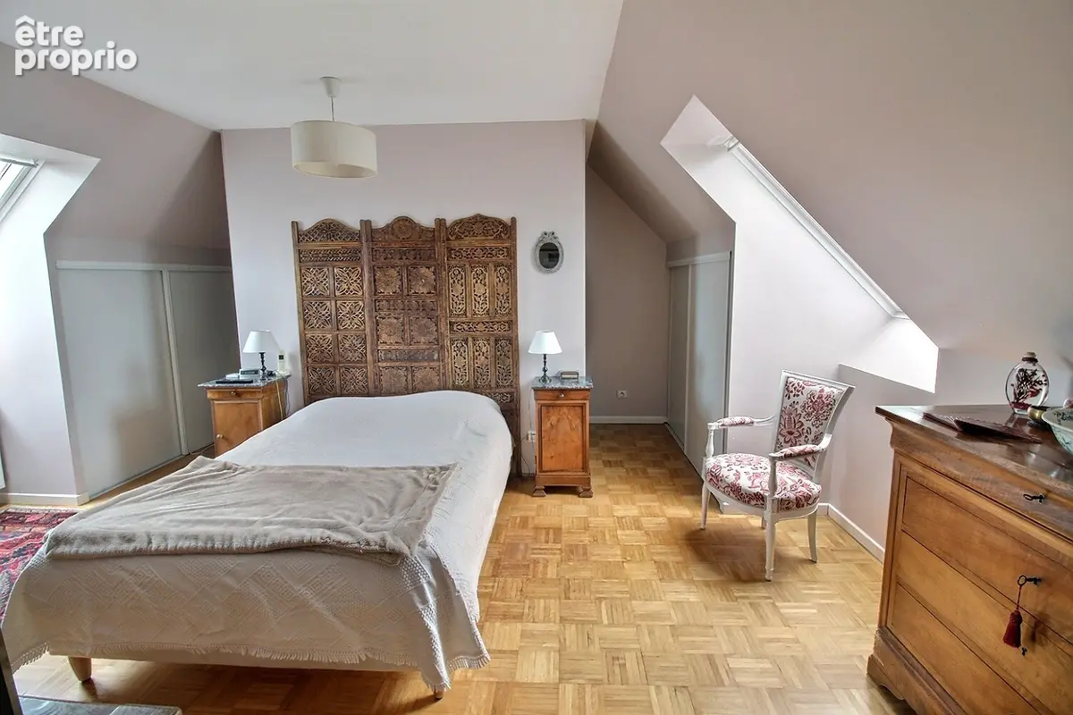 Maison Magny Les Hameaux 7 pièce(s) 146m2 - photo 8