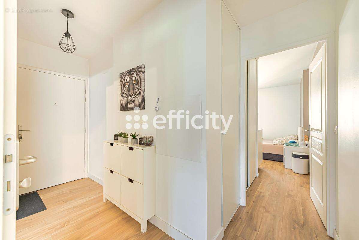 Appartement à VILLENEUVE-LE-ROI