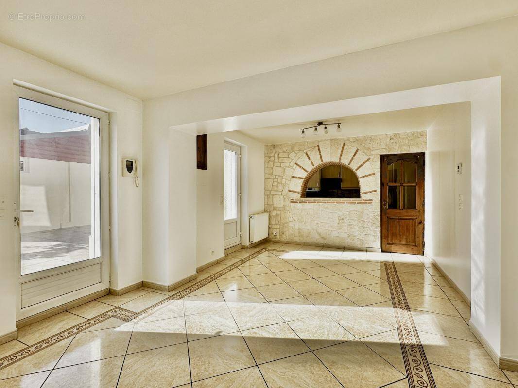 Maison à SOTTEVILLE-LES-ROUEN