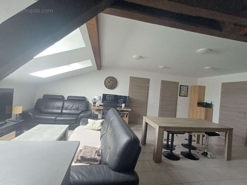 Appartement F3   Montreux-Vieux   2 chambres   Petite copropriété   Parking - photo 7