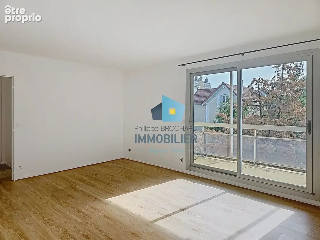 Appartement 3 pièces 76 m² à vendre à Le Raincy (93340) - photo 4