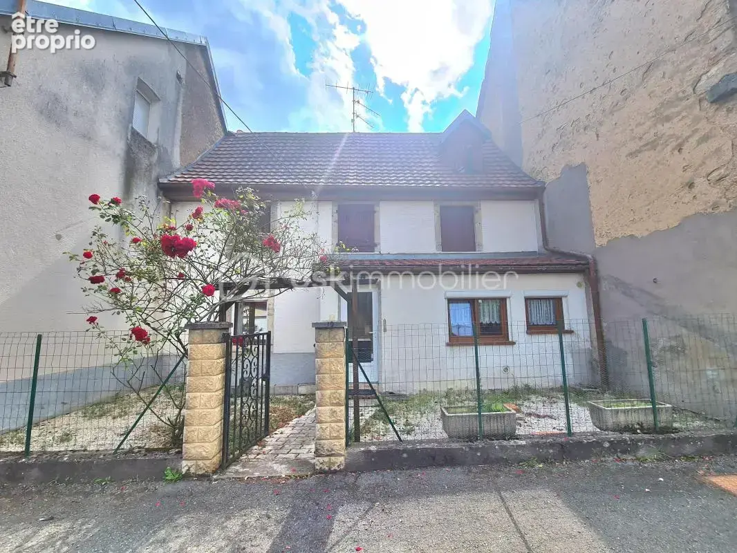  Maison jumelée à rénover – Beau potentiel – À 20 min de la frontière suisse - photo 14