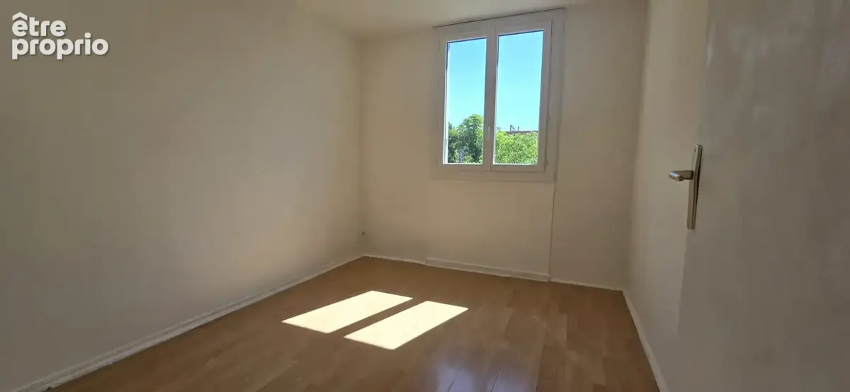 Appartement t3 traversant de 65.86m²  à la mulatiere - photo 8
