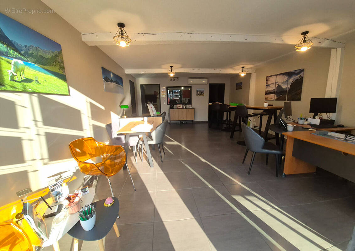 Commerce à JURANCON