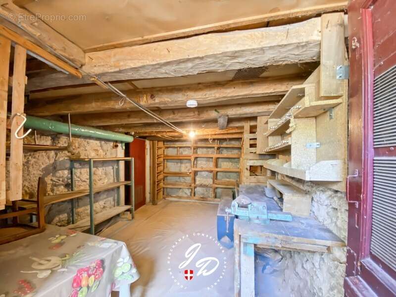 Maison à CULOZ