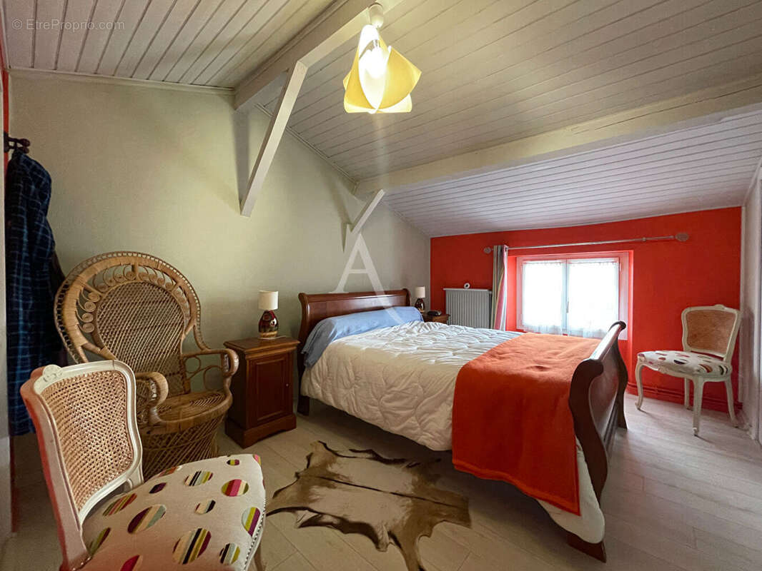 Maison chateau guibert 6 pieces 129 m² - photo 10