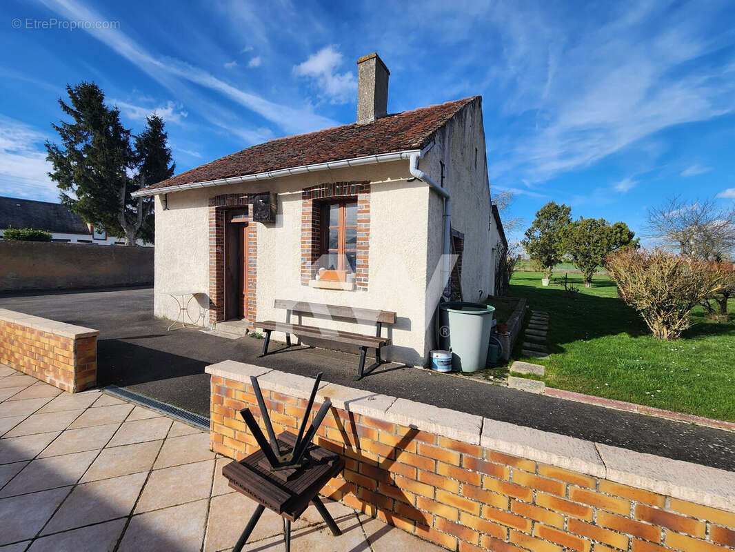 Maison à SAINT-MAURICE-SUR-FESSARD