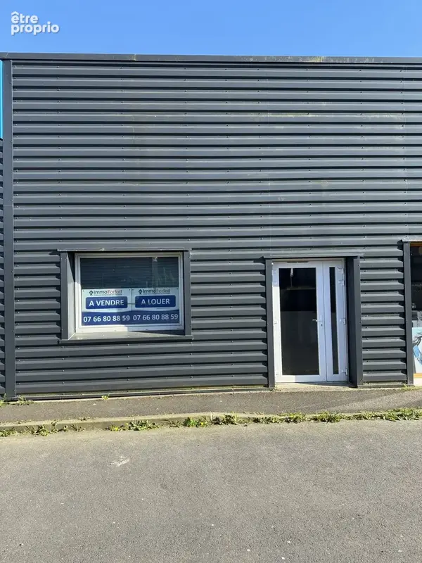 Commerce à SAINT-MARTIN-DES-CHAMPS