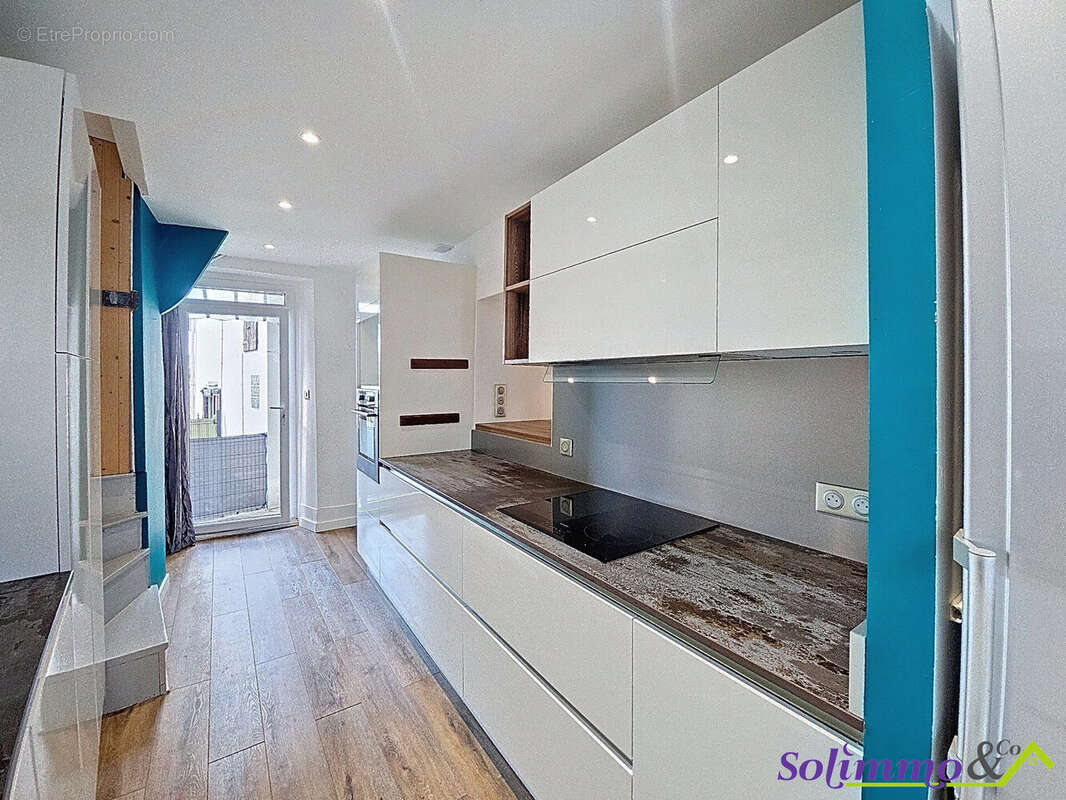 Maison à LES ABRETS