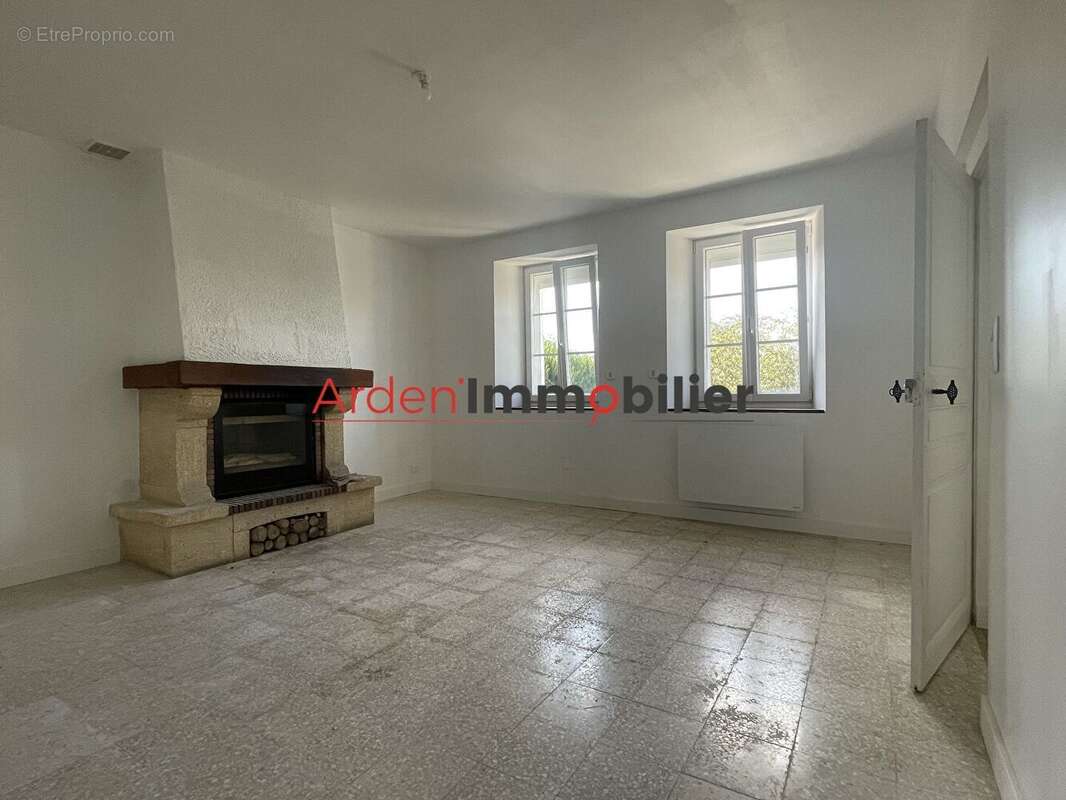 Maison à SAINT-GERMAINMONT