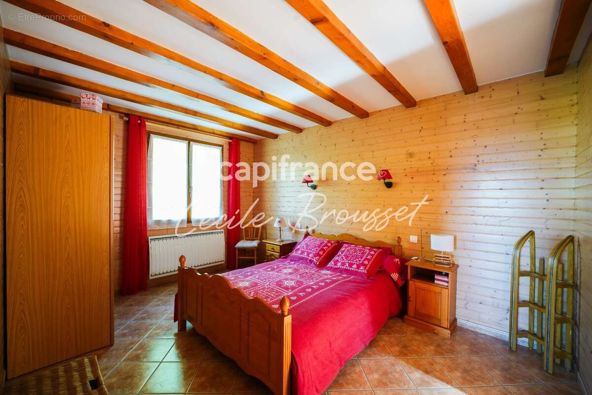 Maison d'exception 4 faces avec jardin arboré, source naturelle et vue panoramique sur les Pyrénées – Bolquère (66210) - photo 11