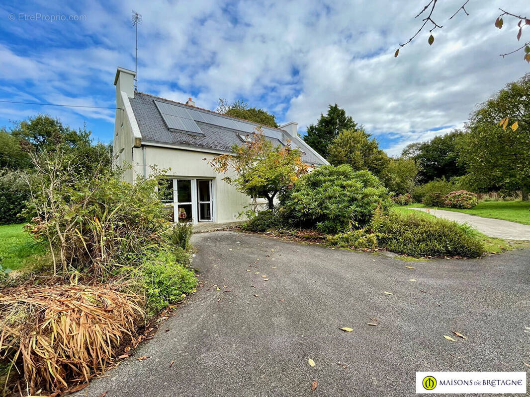 Maison à LE TREVOUX