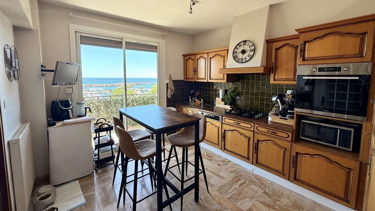 Appartement à MARSEILLE-16E
