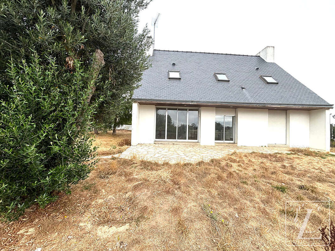 FREHEL : Maison 5 pièces 110 m2 env - photo 3
