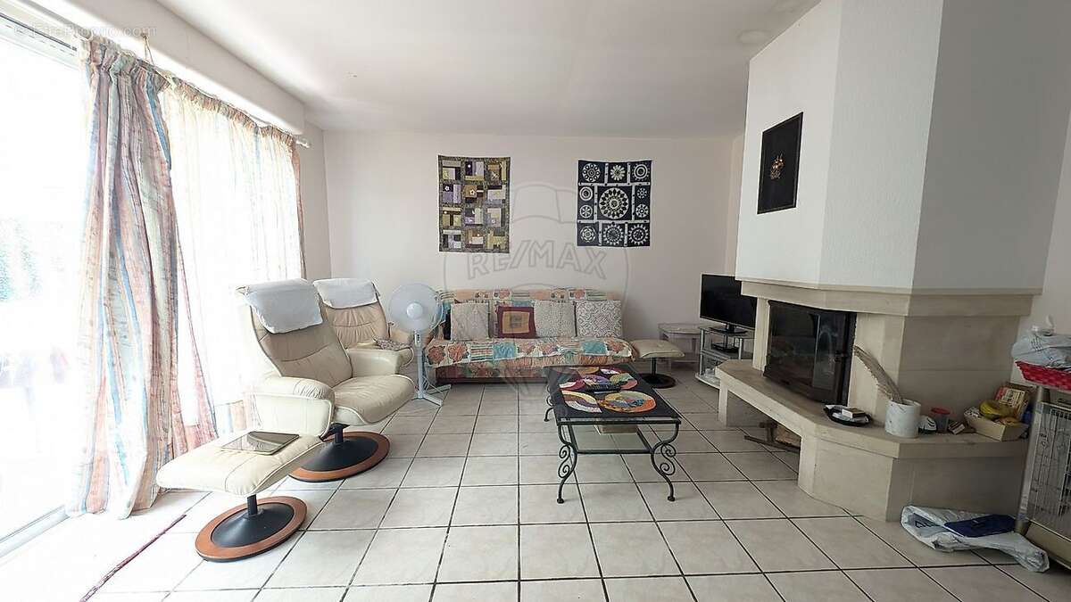 Maison à LES MATHES