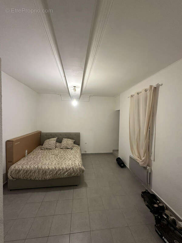 Appartement à MAUGUIO