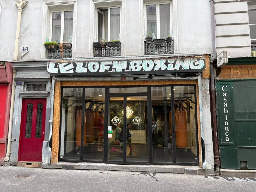 Commerce à PARIS-11E