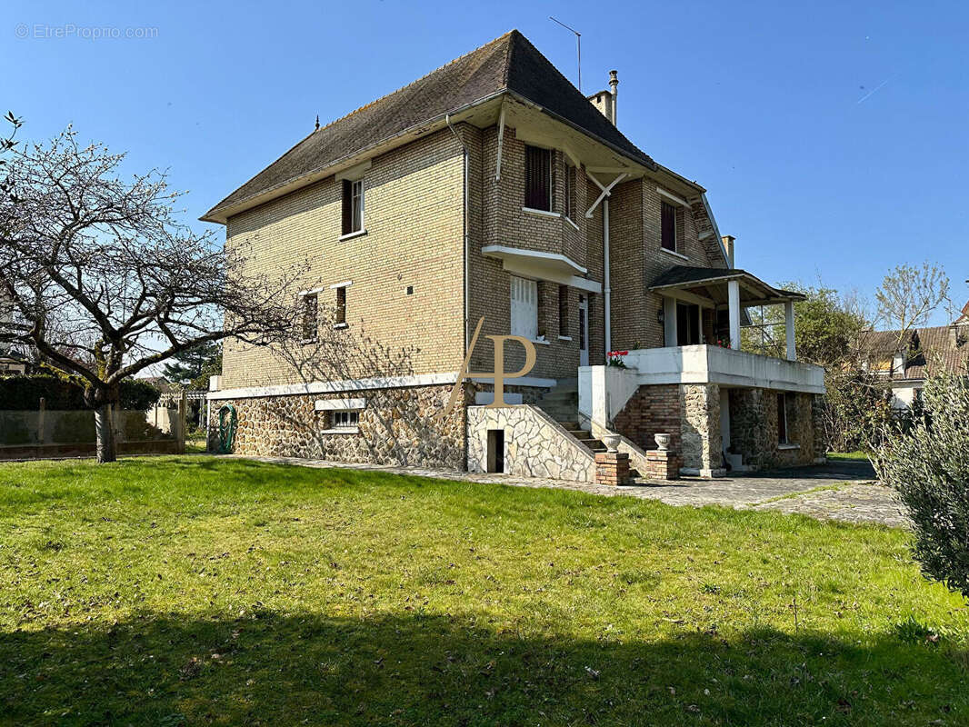 Maison à POISSY
