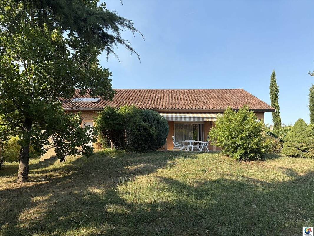 Maison à LA VERPILLIERE