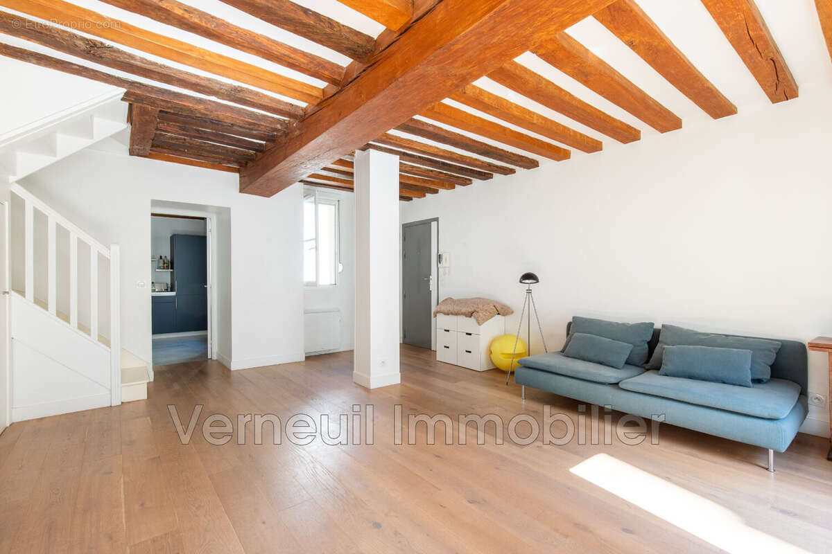 Appartement à PARIS-7E