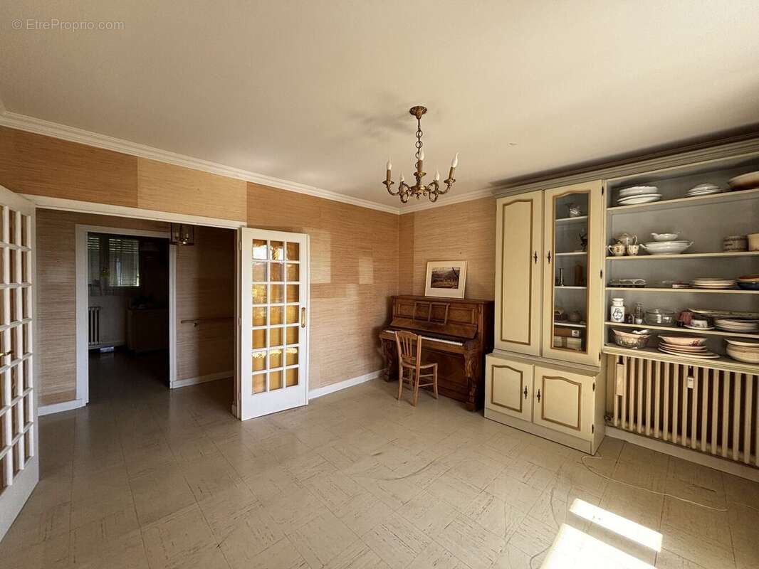 Appartement 75 m² à Privas  - photo 2