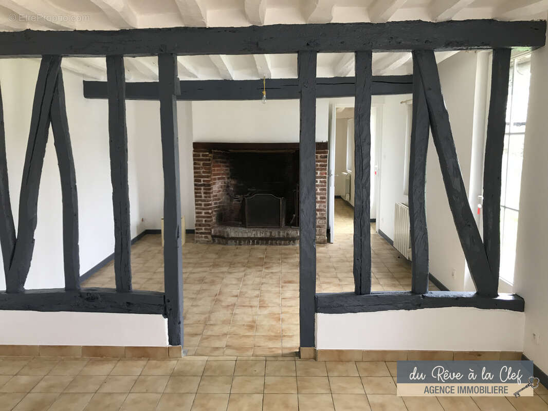 Maison à GROSLEY-SUR-RISLE