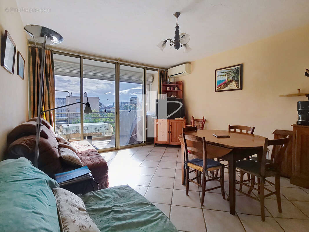 Appartement à FREJUS