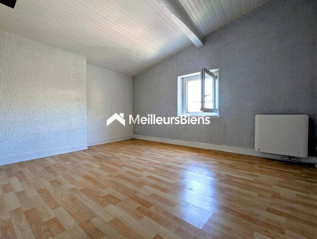 Appartement à MEULAN