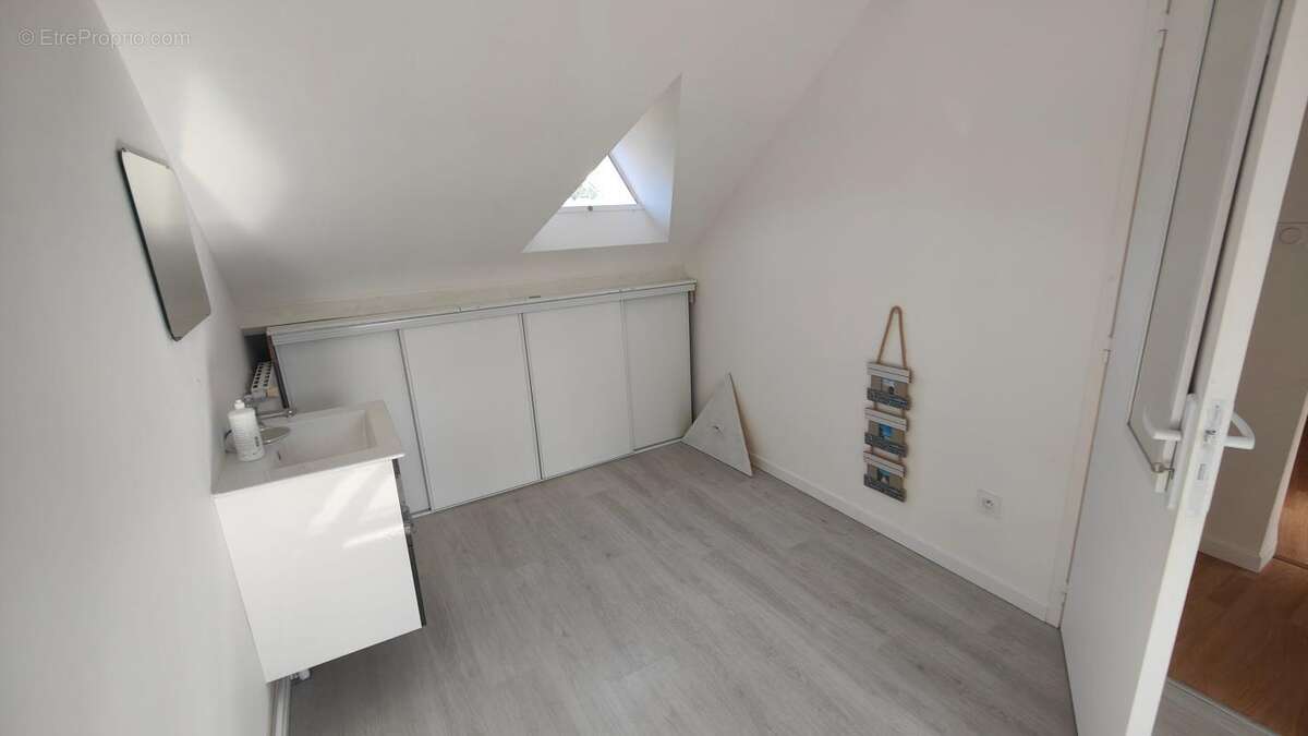 Maisonb 7 chambres plein bourg - photo 6