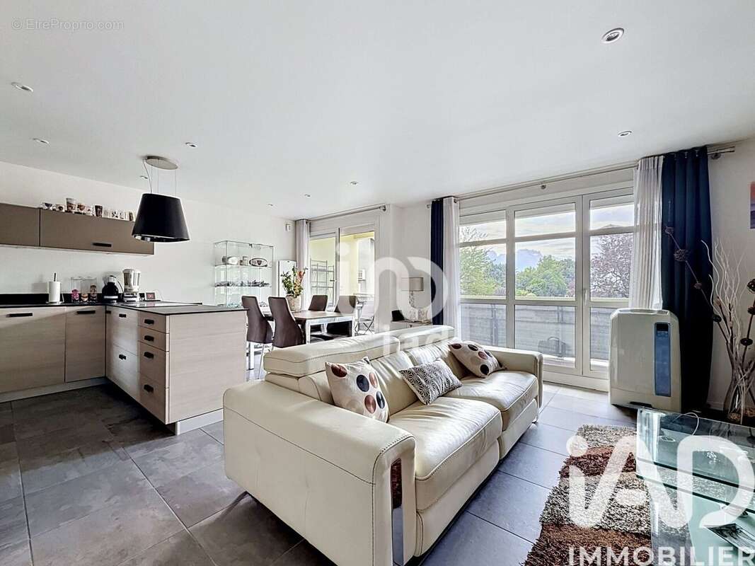 Photo 2 - Appartement à MEYTHET