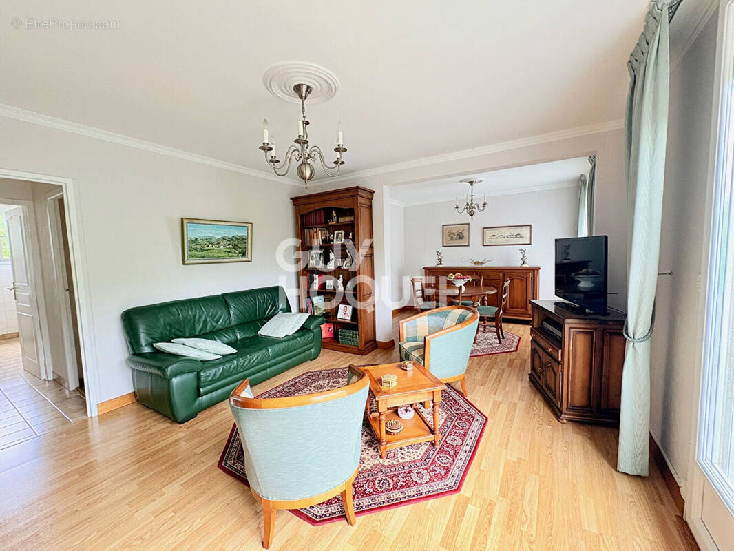 Appartement à VILLENAVE-D'ORNON