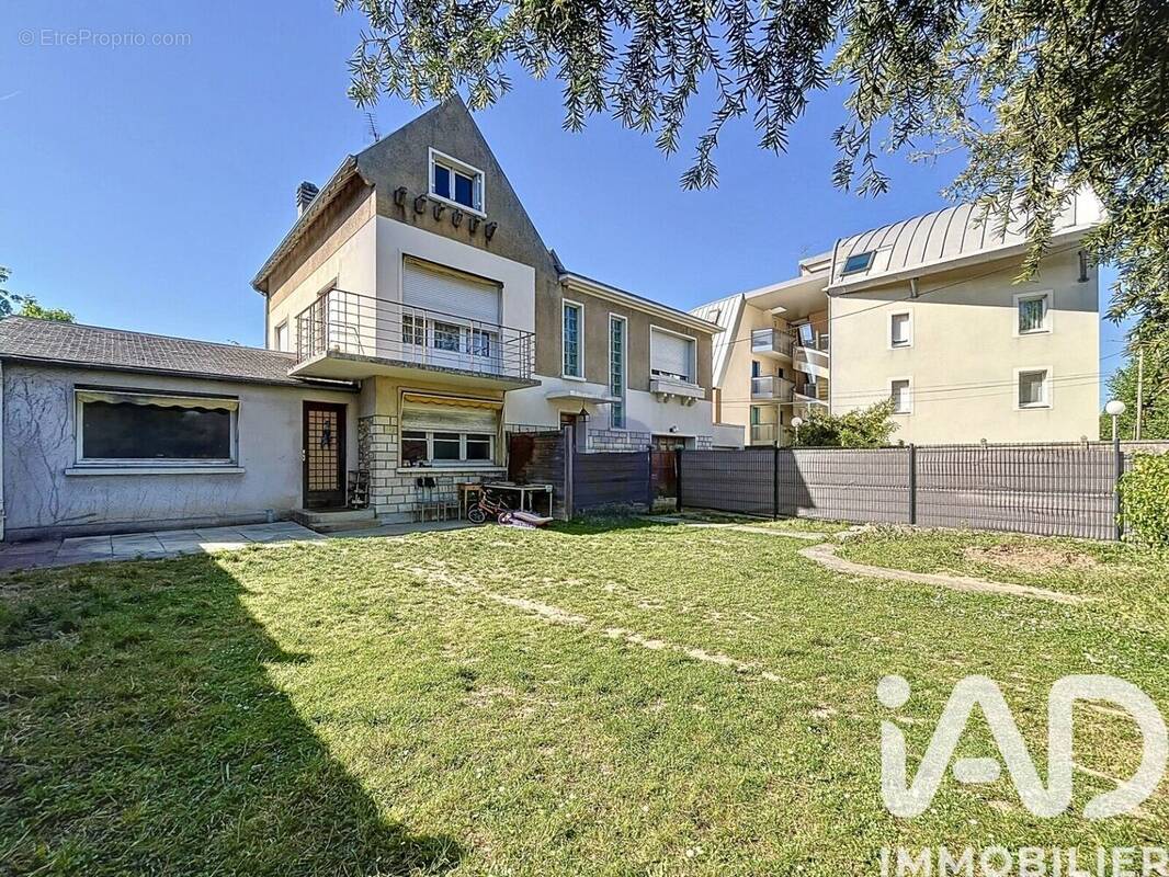 Photo 1 - Appartement à MELUN