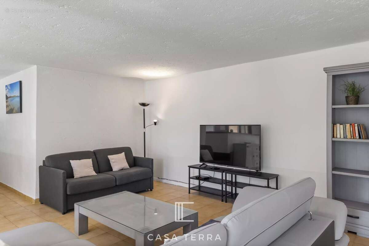 Maison à PORTO-VECCHIO